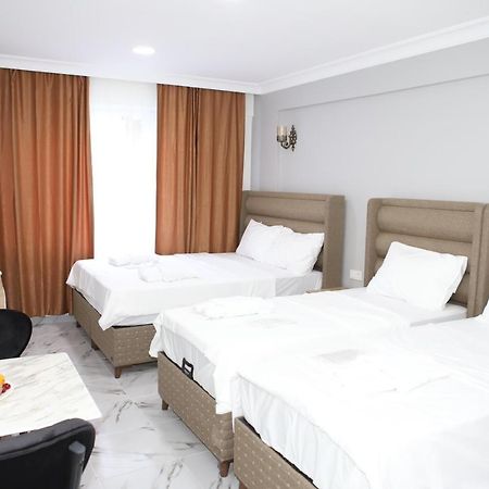 Appartamento Laos Istanbul Town Hause Esterno foto