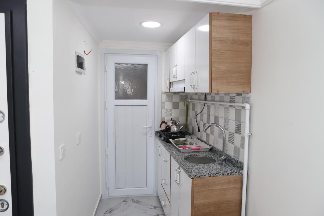 Appartamento Laos Istanbul Town Hause Esterno foto