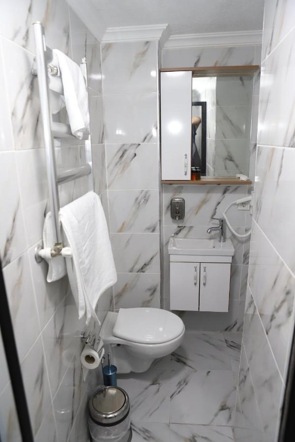 Appartamento Laos Istanbul Town Hause Esterno foto